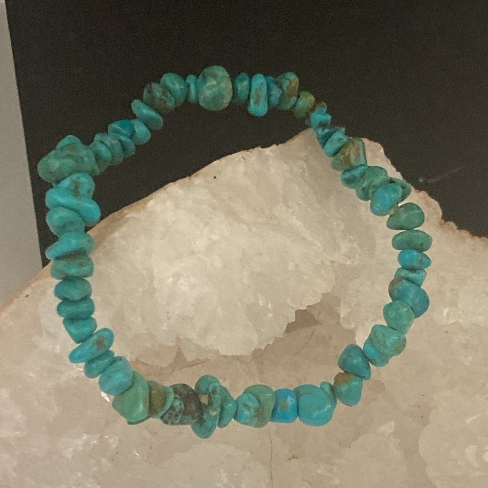 Vintage Turquoise Nugget Stretch Bracelet genuine​​